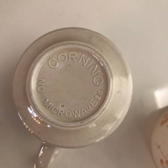 2pc Vintage Corning Mugs w/ China Blossoms - Picture 11 of 13